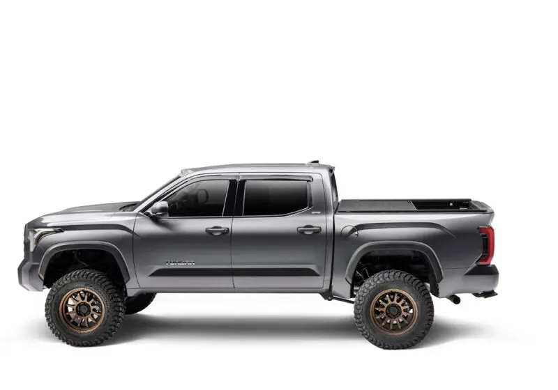 Retrax 2024 Chevy/Gmc Silverado/Sierra 2500/3500Hd 6.9Ft. Retrax Eq Bed (Must Have Onstar) 2