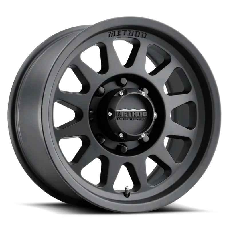 Method Mr704 Hd 17X9 18Mm Offset 8X6.5 130.81Mm Cb Matte Black Wheel 1