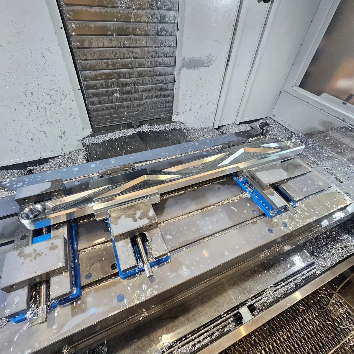 H23 Designs 2003-2012 Ram 2500 And 2003-Current Ram 3500 Billet Traction Bars 1