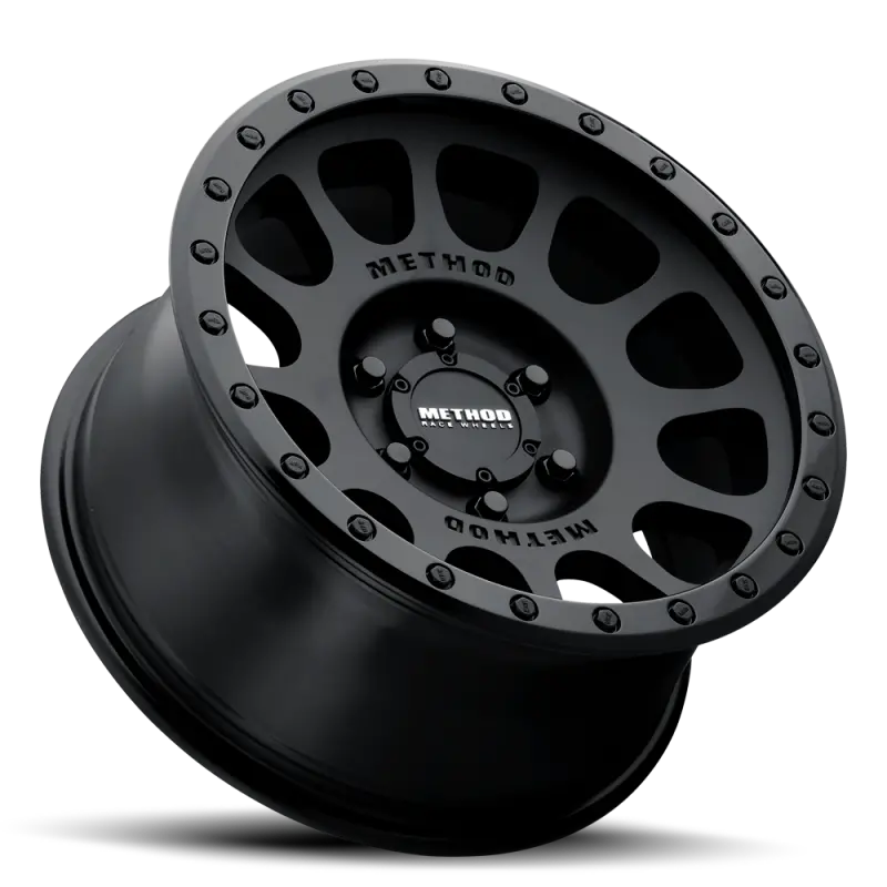 Method Mr305 Nv 18X9 +25Mm Offset 5X150 116.5Mm Cb Gloss/Matte Black Street Loc Wheel 1