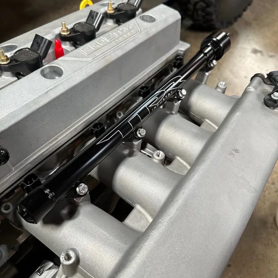 Pro R Billet Fuel Rail 1