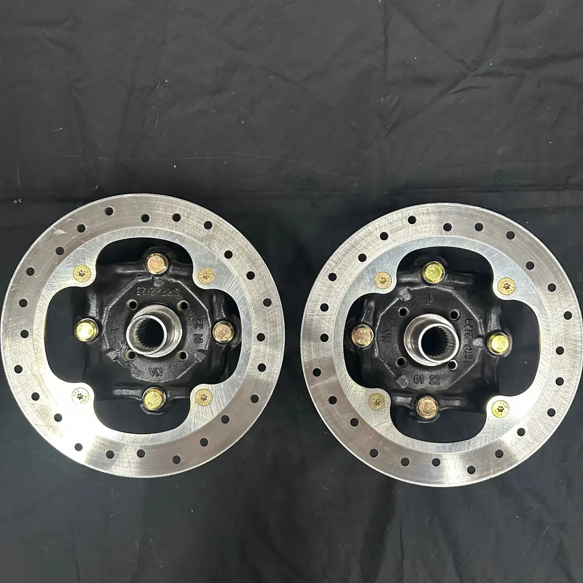 Can Am X3 Oem Front Wheel Hub - Complete With Studs And Rotors 1