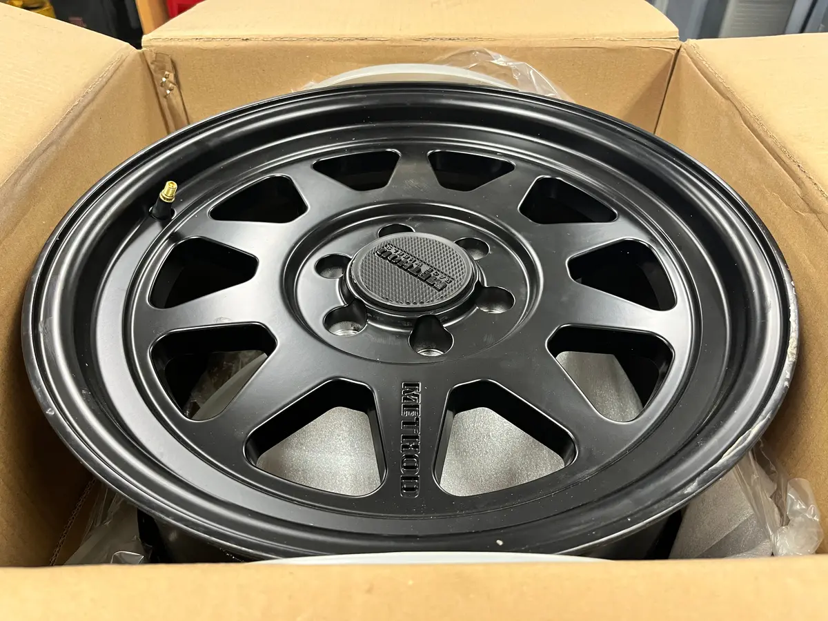 Open Box (Used) - (4) Method Race Wheels Standard 17X8.5 316 Matte Black (6X139.7 (6X5.5) Bs 4.75 - (4 Wheels) 1