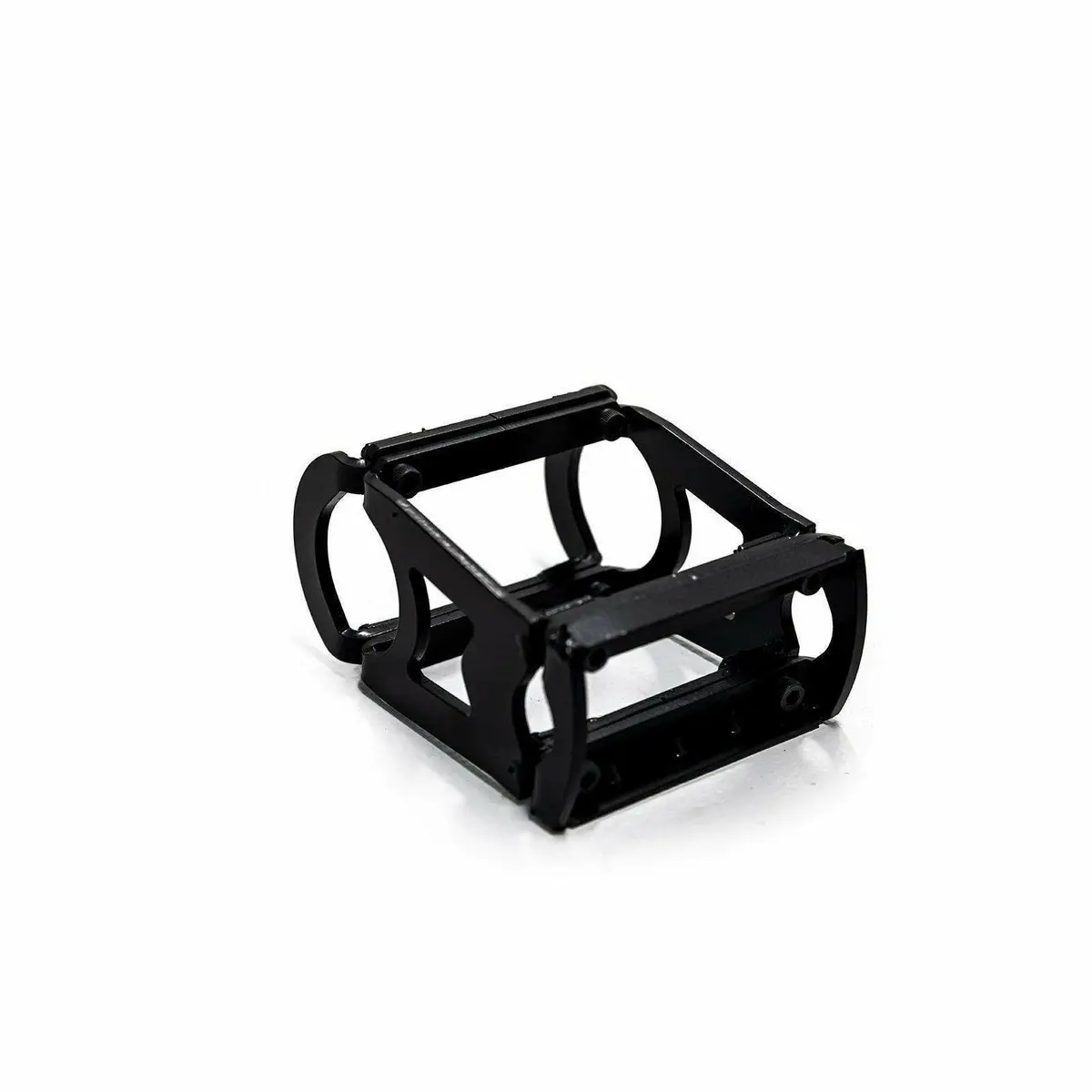 Spare Axle Cage Mount 1