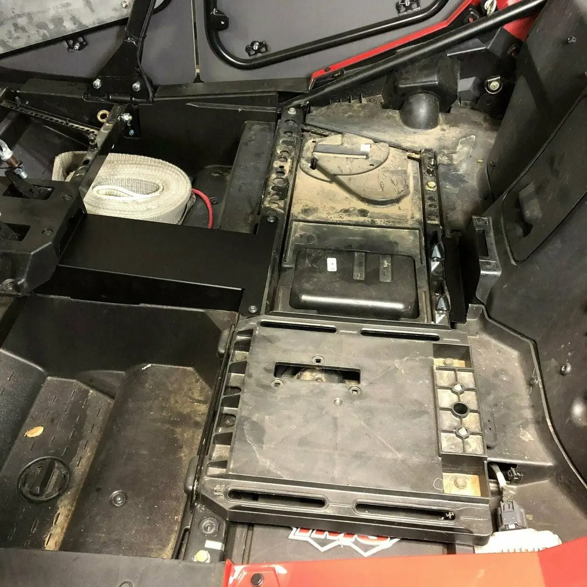 Polaris Rzr Rear Center Console Delete Kit 2